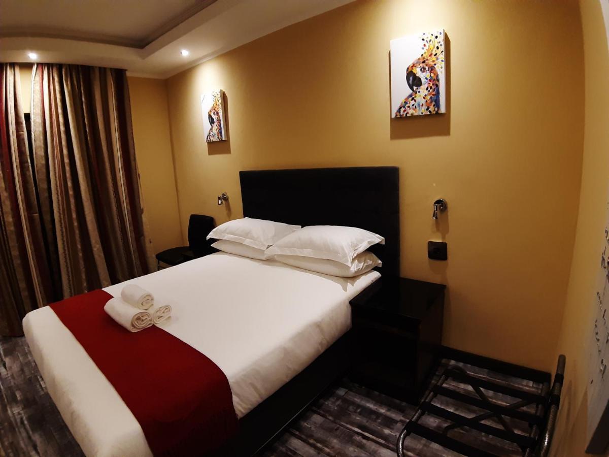 Citystay Ladybrand Esterno foto