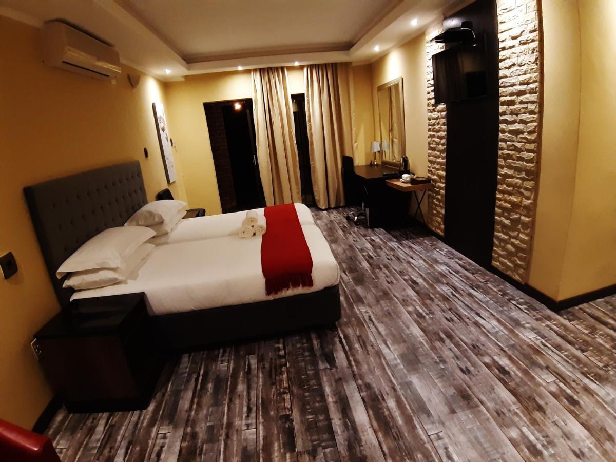 Citystay Ladybrand Esterno foto