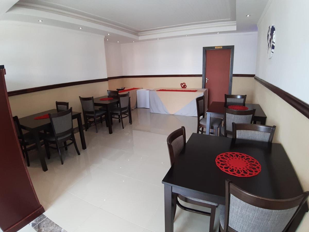 Citystay Ladybrand Esterno foto